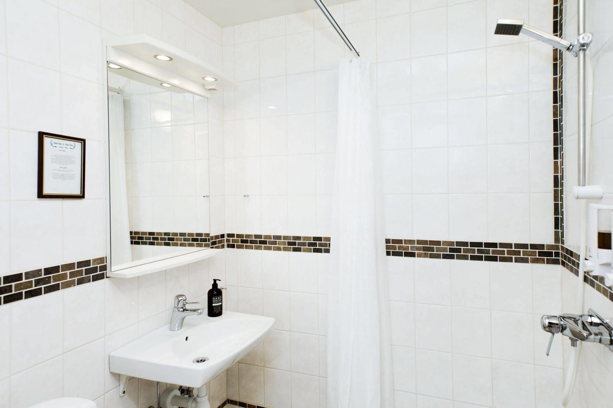 Hotell Lindgarden VBY Exterior foto